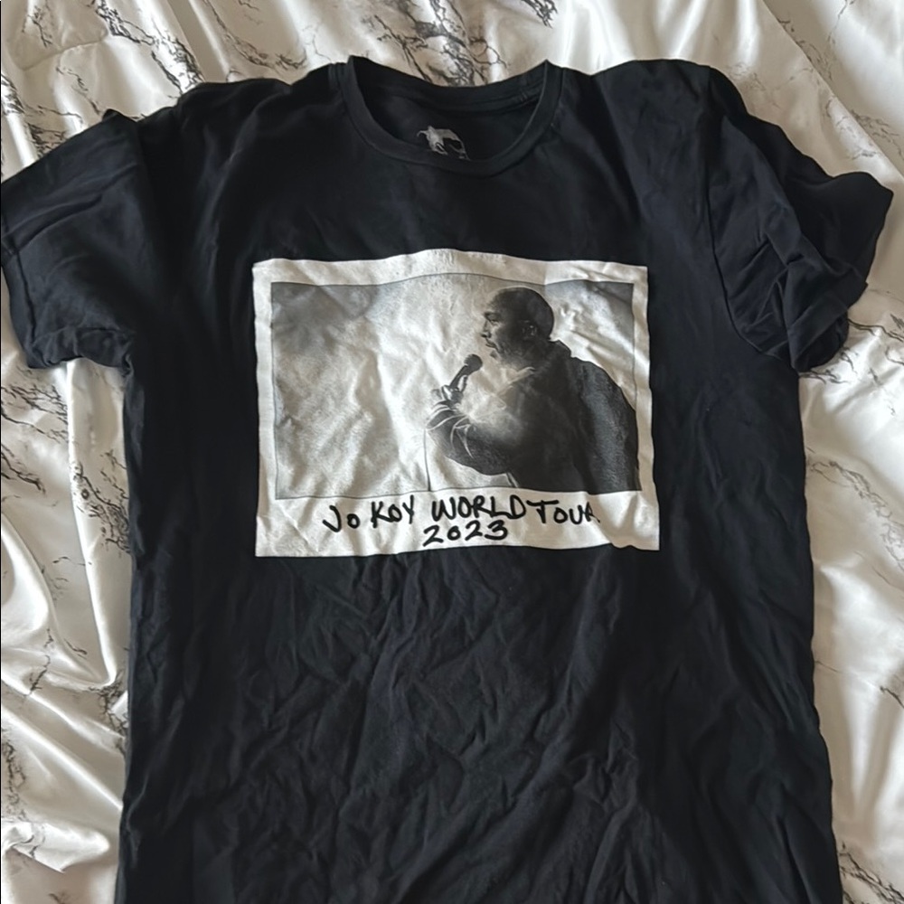 Jo Koy World Tour 2023 Graphic T-Shirt Medium